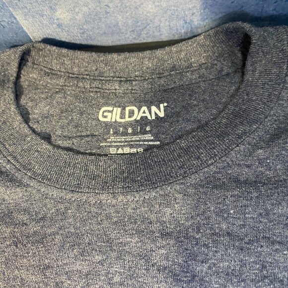 New Gun Control Is Hitting The Target Adult Unisex Dark Gray Tee Shirt - Picture 2 of 4